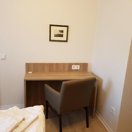 Hotel Pension Haus Pooth Wesel  Esterno foto