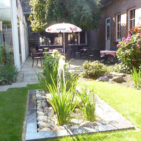 Hotel Pension Haus Pooth Wesel  Esterno foto
