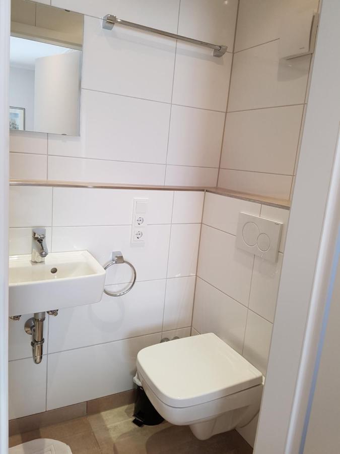 Hotel Pension Haus Pooth Wesel  Esterno foto
